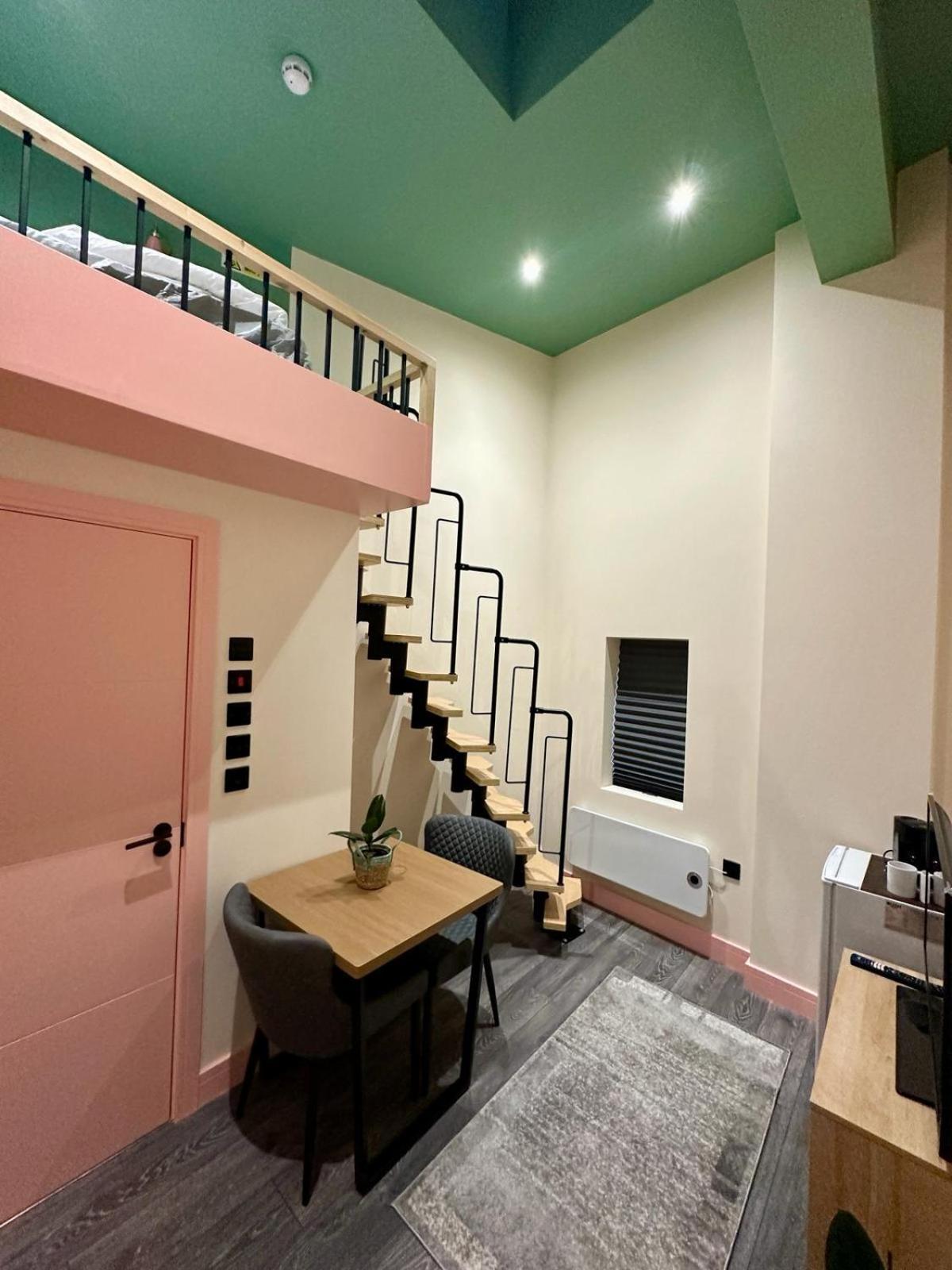 Cozy En-Suite Loft In Trendy Local London Exterior photo